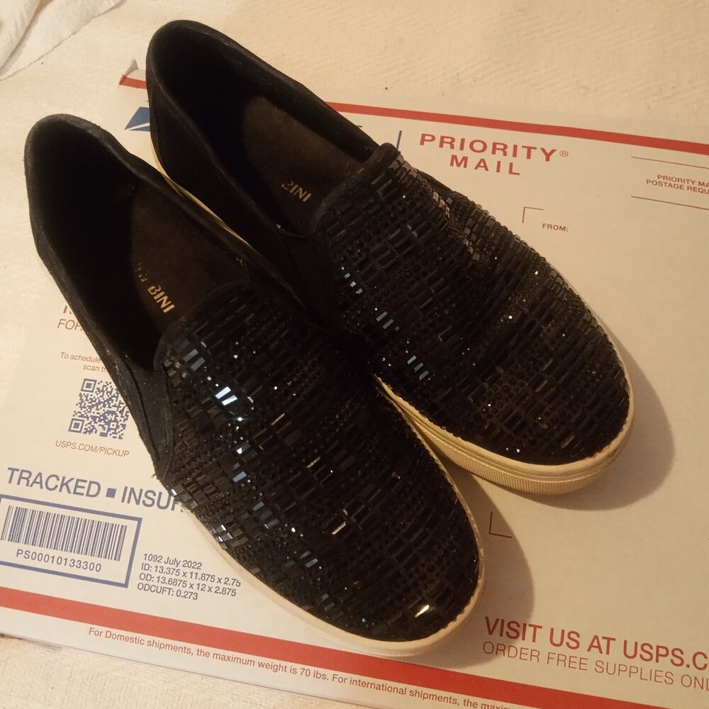 Gianni Bini black glitter women's slip on shoes.